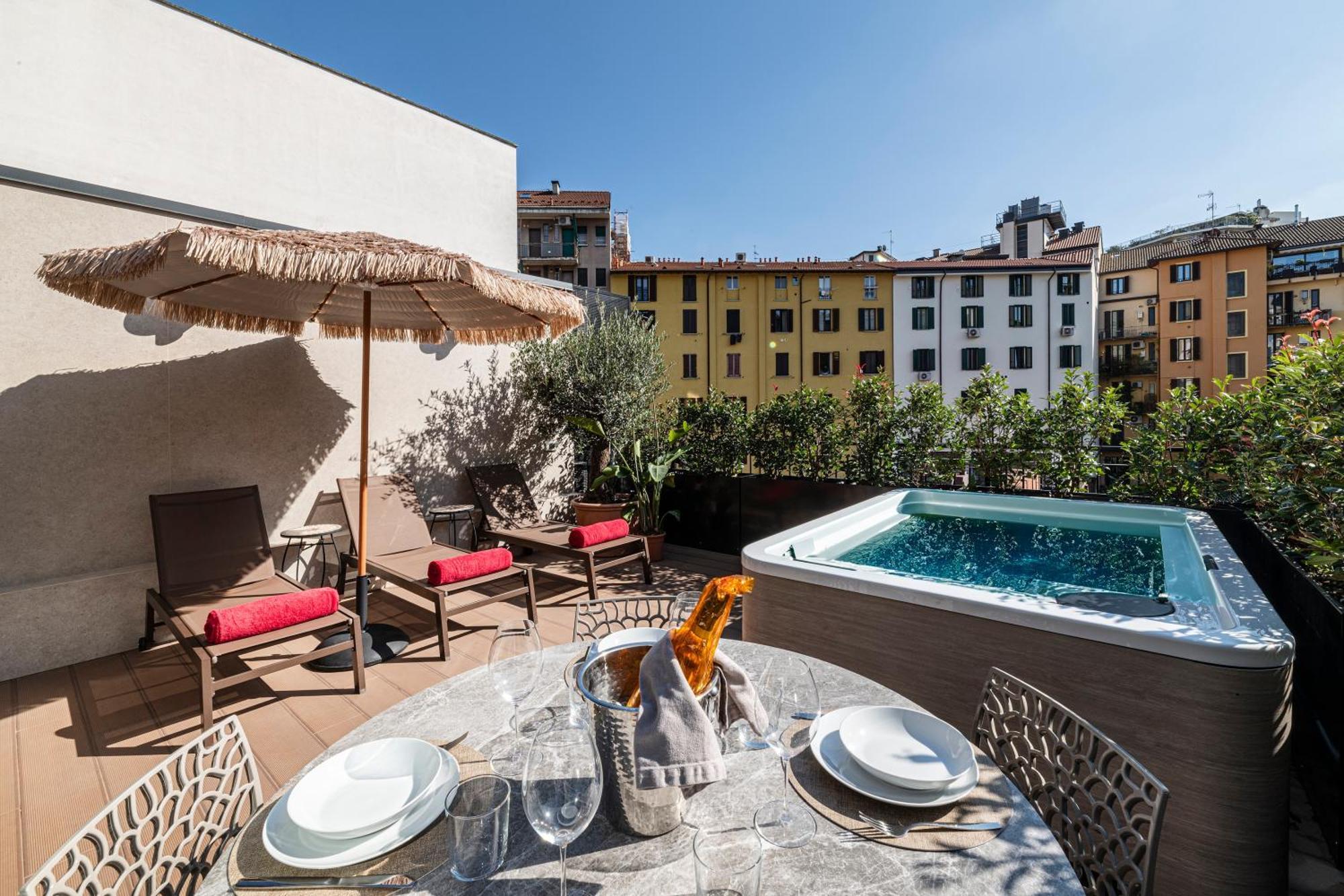 Appartement Modigliani Terrace Jacuzzi Golden House *
